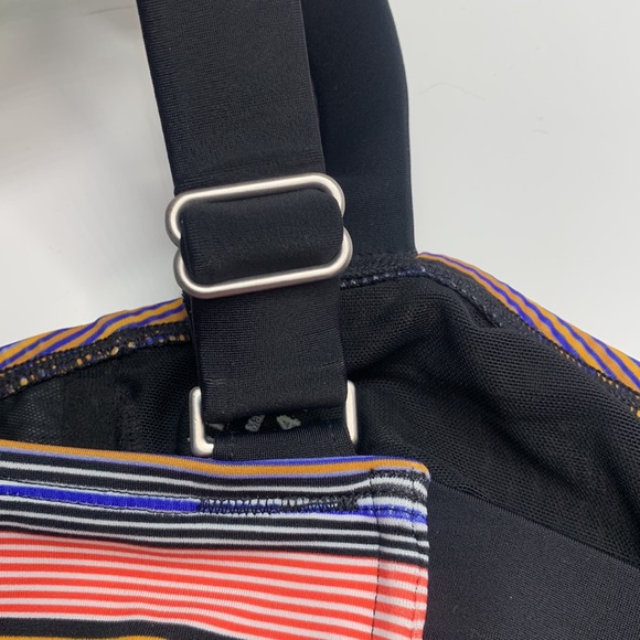 Athleta Capri Stripe Pura Bikini Top W-545 Size 34 B /C - Picture 7 of 11